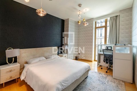 Huoneisto Jumeirah, Dubai, Arabiemiraatit 3 makuuhuonetta, 251 m2 № 653027 - kuva 15