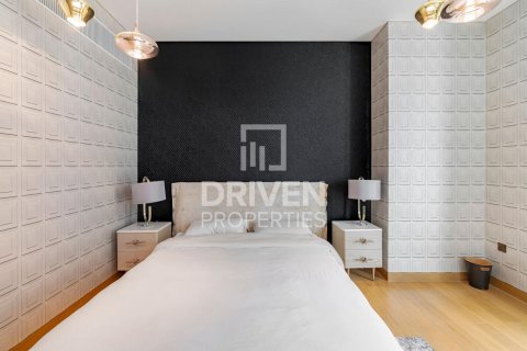 Huoneisto Jumeirah, Dubai, Arabiemiraatit 3 makuuhuonetta, 251 m2 № 653027 - kuva 16