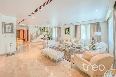 Villa zur Miete in Jumeirah Park, Dubai, VAE 4 Schlafzimmer, 762.36 m2 Nr. 733449 - Foto 4