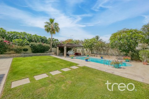 Villa zur Miete in Jumeirah Park, Dubai, VAE 4 Schlafzimmer, 762.36 m2 Nr. 733449 - Foto 19