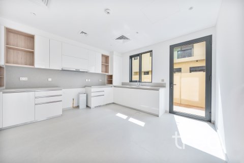 Villa sa Dubai, UAE 5 silid-tulugan, 441.29 sq.m. № 733451 - larawan 5