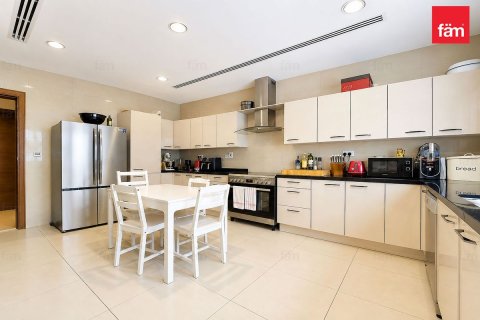 Villa itt: Al Furjan, Dubai, EAE, 6 hálószoba, 610.6 m², azonosító: 758164 - fénykép 20