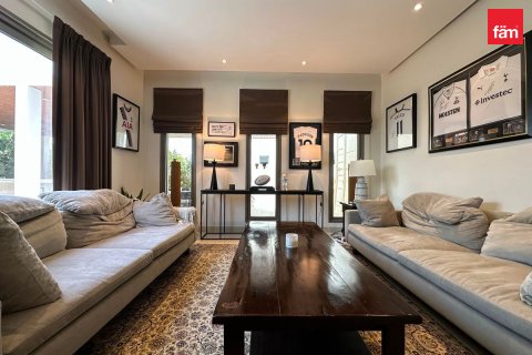 Villa à vendre à  Al Furjan, Dubai, EAU 6 chambres, 610.6 m2 № 758164 - photo 2