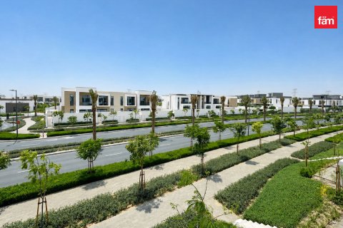 וילה להשכרה ב Dubai, איחוד האמירויות  3 חדרי שינה, 126.5 מ"ר, מספר 758163 - תמונה 27
