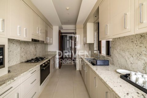 Apartment til leje i Downtown Dubai (Downtown Burj Dubai), Dubai, UAE 3 soveværelser, 187.57 kvm № 745567 - foto 3