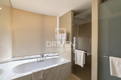 Apartment til leje i Downtown Dubai (Downtown Burj Dubai), Dubai, UAE 3 soveværelser, 187.57 kvm № 745567 - foto 11