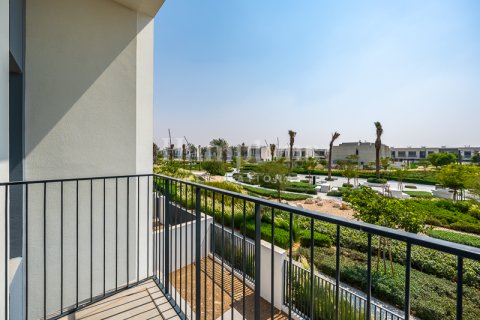 Villa sa The World Islands, Dubai, UAE 4 silid-tulugan, 257.45279360 sq.m. № 652502 - larawan 9