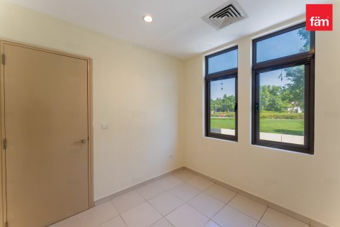 Reem, Dubai, UAE의 판매용 빌라 침실 3개, 281.3제곱미터 번호 655702 - 사진 12