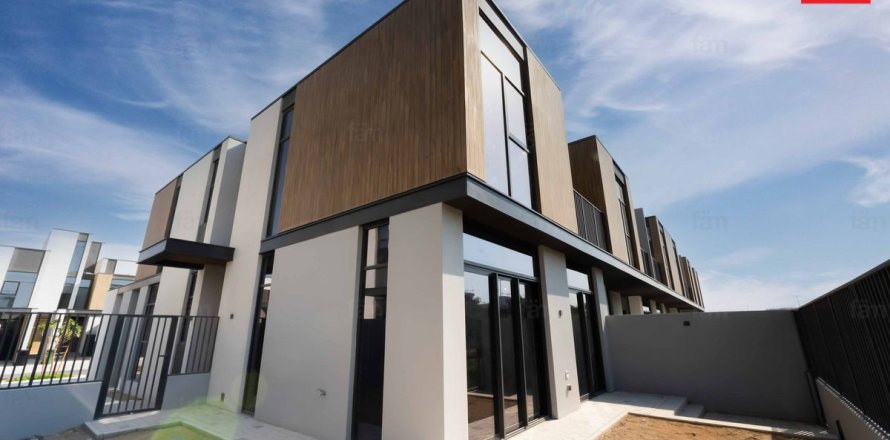 Villa em Dubai, EAU 4 quartos, 248 m2 № 655701