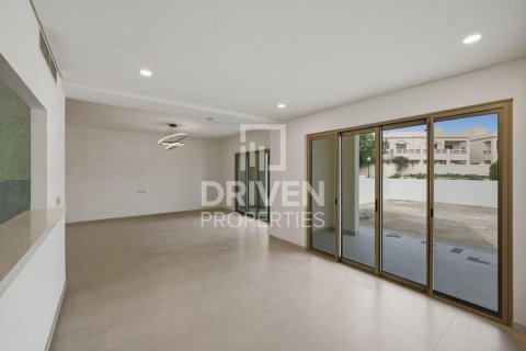 Jebel Ali, Dubai, UAE의 임대용 빌라 침실 4개, 567.82제곱미터 번호 746349 - 사진 4