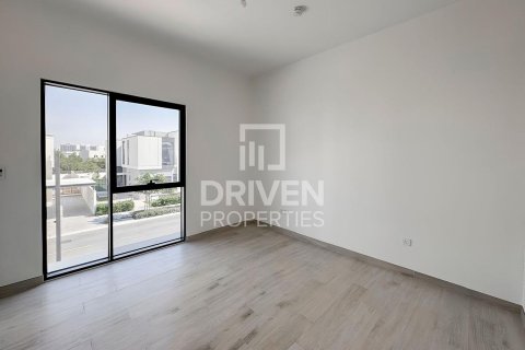 Vila di Al Furjan, Dubai, UAE 5 bilik tidur, 413.42 meter persegi № 746351 - foto 12