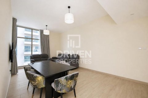 Apartment sa Business Bay, Dubai, UAE 2 silid-tulugan, 102.19 sq.m. № 746353 - larawan 2