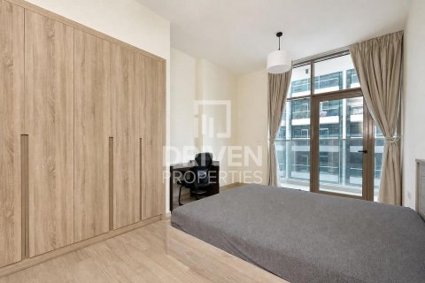 Apartment sa Business Bay, Dubai, UAE 2 silid-tulugan, 102.19 sq.m. № 746353 - larawan 11