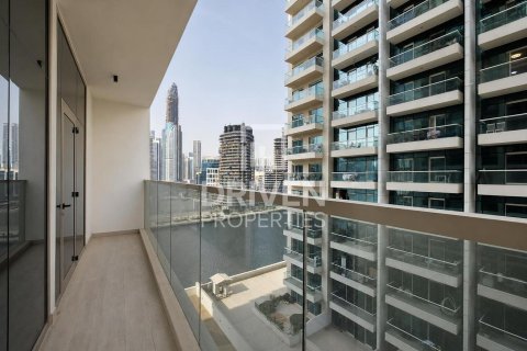 Apartment sa Business Bay, Dubai, UAE 2 silid-tulugan, 102.19 sq.m. № 746353 - larawan 17