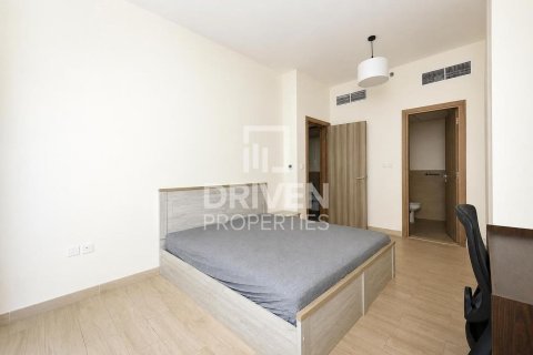Apartment sa Business Bay, Dubai, UAE 2 silid-tulugan, 102.19 sq.m. № 746353 - larawan 12
