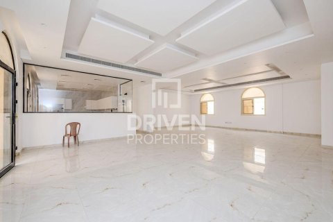 Al Khawaneej, Dubai, संयुक्त अरब अमीरात में विला, 5 बेडरूम, 767.66 वर्ग मीटर, संख्या 746352 - फ़ोटो 3