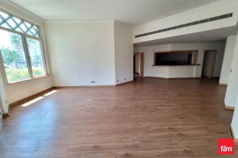 Зняти в оренду квартиру в Пальма Джумейра, Дубай, ОАЕ 3 спальні, 206.5м2, № 708027 - фото 5