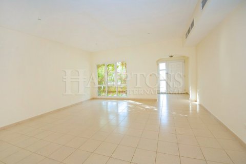 Willa do wynajęcia w Meadows, Dubai, ZEA 4 sypialnie, 1216.46909491 mkw., nr 739957 - zdjęcie 13