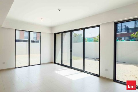 Māja Dubaijā, AAE 3 istabas, 390 m2 Nr. 641474 - attēls 2