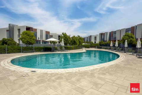 Townhouse di Dubai, UEA 3 kamar tidur, 390 m2 nomor 641474 - foto 1