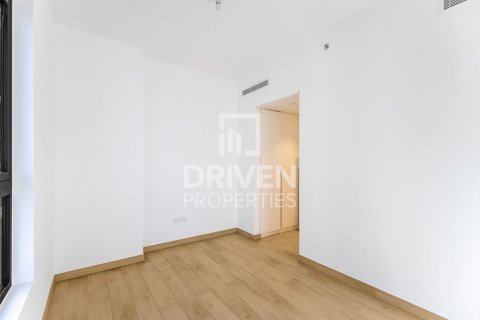 Apartment in Jumeirah, Dubai, UAE 2 bedrooms, 120 sq.m. № 655449 - photo 9