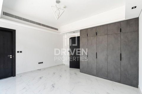 Townhouse in Jumeirah Village Circle, Dubai, UAE 4 bedrooms, 418 sq.m. № 655450 - photo 3