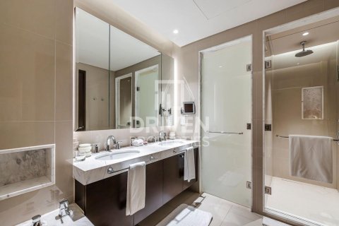 Huoneisto Downtown Dubai (Downtown Burj Dubai), Dubai, Arabiemiraatit 2 makuuhuonetta, 140 m2 № 655448 - kuva 6
