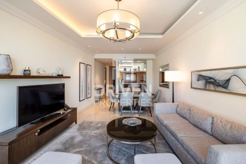 Huoneisto Downtown Dubai (Downtown Burj Dubai), Dubai, Arabiemiraatit 2 makuuhuonetta, 140 m2 № 655448 - kuva 1