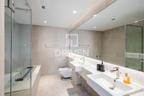 Al Wasl, Dubai, UAE의 임대용 아파트 침실 2개, 149제곱미터 번호 655447 - 사진 12