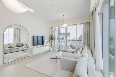 Al Wasl, Dubai, UAE의 임대용 아파트 침실 2개, 149제곱미터 번호 655447 - 사진 1