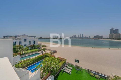 Townhouse in Palm Jumeirah, Dubai, UAE 5 bedrooms, 340 sq.m. № 642964 - photo 25