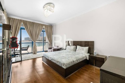 Townhouse in Palm Jumeirah, Dubai, UAE 5 bedrooms, 340 sq.m. № 642964 - photo 10