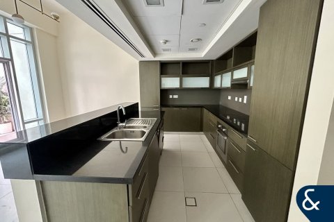 Apartament në THE LOFTS në Downtown Dubai (Downtown Burj Dubai), Emiratet e Bashkuara Arabe 1 dhomë gjumi, 84 m2. № 671530 - Foto 6