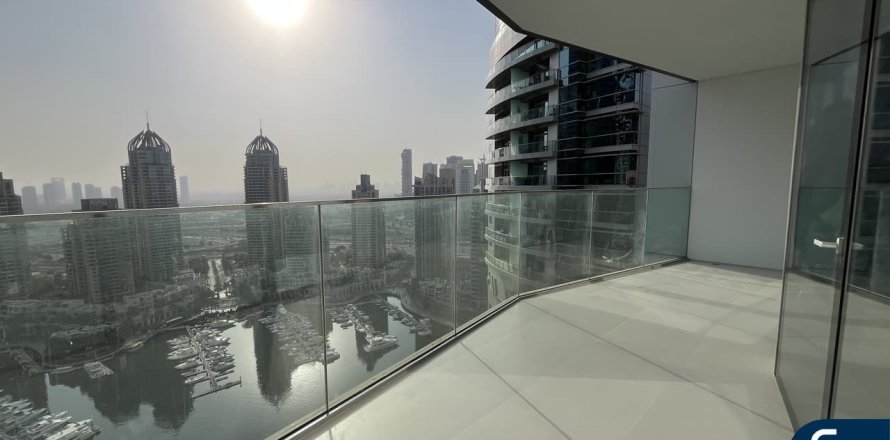 Apartment in LIV MARINA in Dubai Marina, UAE 1 bedroom, 85 sq.m. № 671532