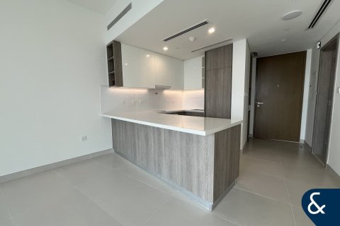 Apartment in LIV MARINA in Dubai Marina, UAE 1 bedroom, 85 sq.m. № 671532 - photo 3