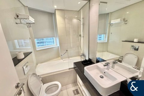 Business Bay, Dubai, UAE의 판매용 아파트 침실 3개, 141제곱미터 번호 671528 - 사진 6