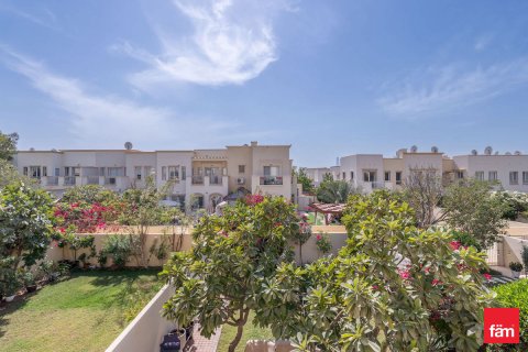 Vila di Dubai, UEA 3 kamar tidur, 227.6 m2 nomor 721110 - foto 15