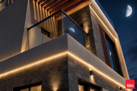 Vilă de închiriat în Dubai, EAU 6 dormitoare, 292.7 mp. №721109 - poză 10
