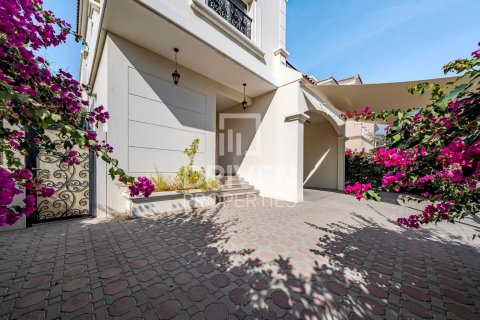 Vilă în The Villa, Dubai, EAU 5 dormitoare, 561.04 mp. №742244
