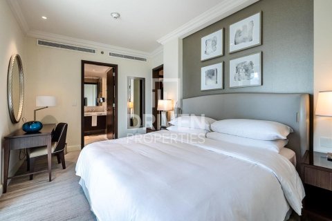 Apartment in Downtown Dubai (Downtown Burj Dubai), Dubai, UAE 2 bedrooms, 134.24 sq.m. № 745224 - photo 17