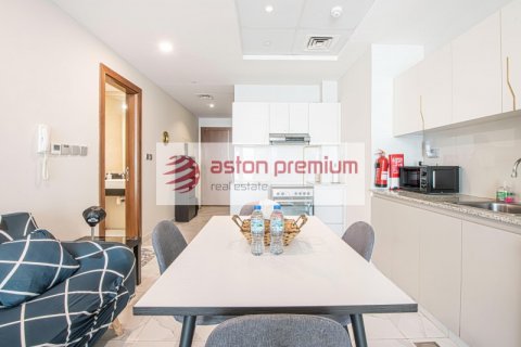 Apartment in Business Bay, Dubai, UAE 1 bedroom, 81.8 sq.m. № 641066 - photo 2