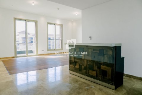 דירה למכירה ב Palm Jumeirah, Dubai, איחוד האמירויות 3 חדרי שינה, 262 מ"ר, מספר 664715 - תמונה 2