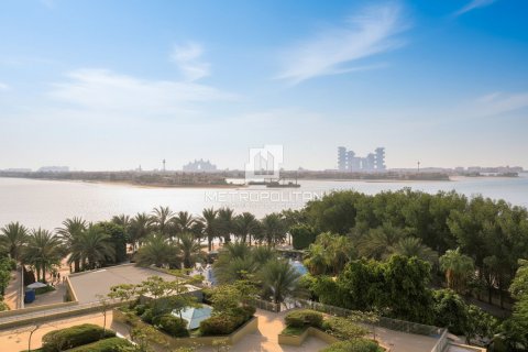 דירה למכירה ב Palm Jumeirah, Dubai, איחוד האמירויות 3 חדרי שינה, 262 מ"ר, מספר 664715 - תמונה 1