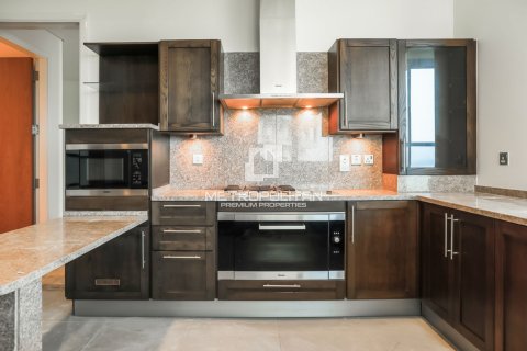 דירה למכירה ב Palm Jumeirah, Dubai, איחוד האמירויות 3 חדרי שינה, 262 מ"ר, מספר 664715 - תמונה 3