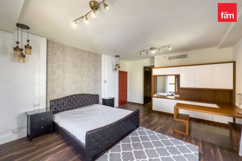 Apartament na sprzedaż w Dubai, ZEA 3 sypialnie, 178.6 mkw., nr 662280 - zdjęcie 8