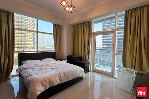 Appartement te huur in Dubai Sports City, Dubai, VAE 2 slaapkamers, 103.6 vr.m., nr 687259 - foto 8