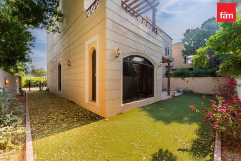 Dubai、UAE にあるタウンハウス販売中 4ベッドルーム、387.1 m2、No687263 - 写真 7