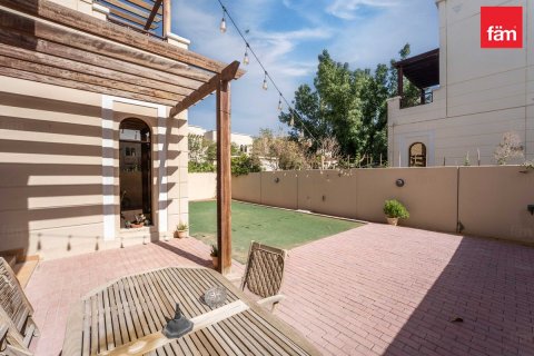 Müüa ridamaja asukohaga Dubai, AÜE: 4 magamistoaga, 387.1 m² Nr 687263 - pilt 21
