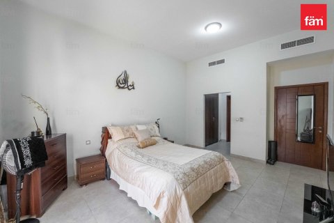 Müüa ridamaja asukohaga Dubai, AÜE: 4 magamistoaga, 387.1 m² Nr 687263 - pilt 9