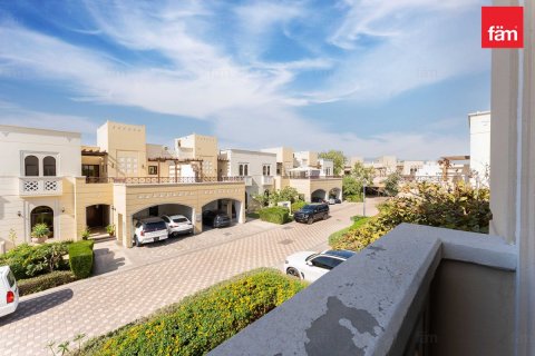 Müüa ridamaja asukohaga Dubai, AÜE: 4 magamistoaga, 387.1 m² Nr 687263 - pilt 11